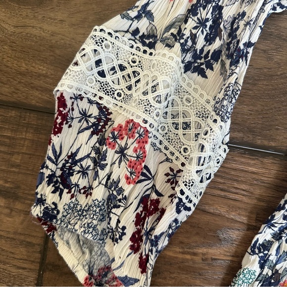 St. John's Bay Floral XXL Blouse - Picture 3 of 6